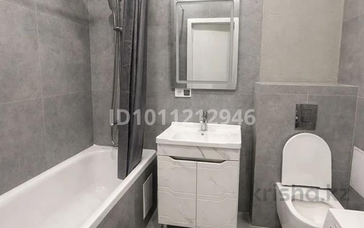 2-комнатная квартира · 64 м² · 6/9 этаж, мкр Комсомольский, Туран 45/1 за 280 000 〒 в Астане, Есильский р-н — фото 2