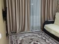 1-комнатная квартира, 32 м², 3/5 этаж помесячно, Нуркена Абдирова за 150 000 〒 в Караганде, Казыбек би р-н — фото 3