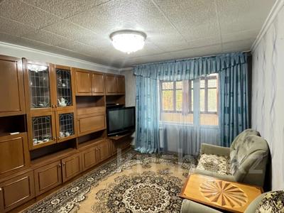 4-комнатная квартира · 80 м² · 3/5 этаж, Бажова 333/6 за 26 млн 〒 в Усть-Каменогорске