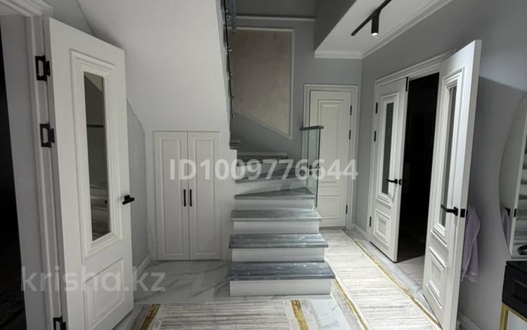 4-комнатная квартира · 135 м² · 5/6 этаж, Тауелсыздык 1 за 35 млн ₸ в  — фото 2