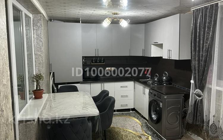 3-комнатная квартира · 54.4 м² · 1/2 этаж, Микрорайон 1 6 — Напротив 10 школы за 30 млн ₸ в Байкент — фото 2