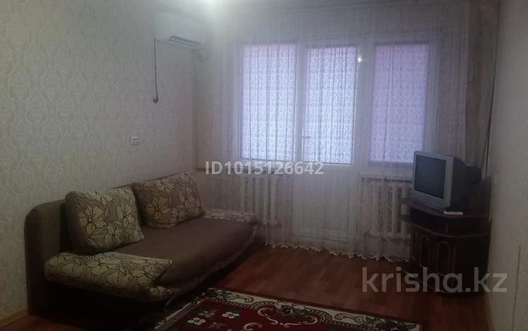 1-комнатная квартира · 32 м² · 4/5 этаж, 18-й микрорайон, 18-шағынаудан 18 — аялдамаға жақын орналасқан за 12.5 млн ₸ в Шымкенте, Аль-Фарабийский р-н — фото 2