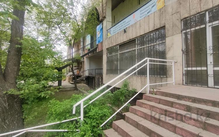 Свободное назначение, офисы, магазины и бутики, общепит, салоны красоты, фитнес и спорт, медцентры и аптеки, образование, развлечения, конференц-залы, кабинеты и рабочие места, студии · 410 м² за ~ 1.6 млн ₸ в Алматы, Жетысуский р-н — фото 2