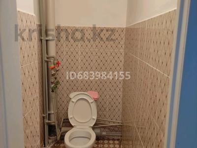 2-бөлмелі пәтер, 58 м², 4/5 қабат ай сайын, 15мкр, бағасы: 75 000 〒 в Таразе