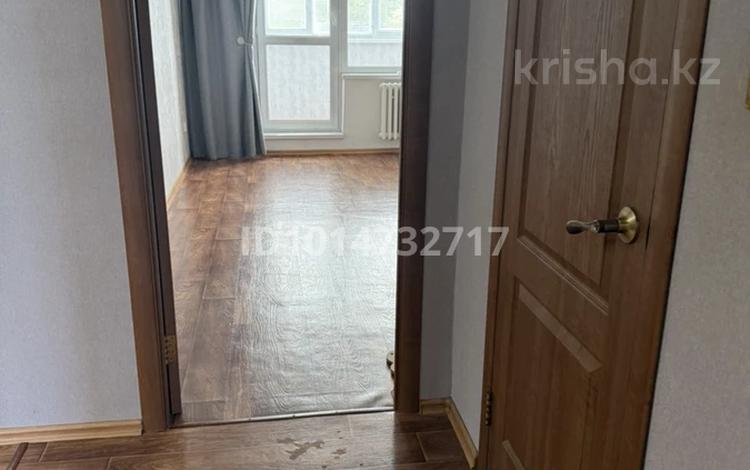 3-комнатная квартира · 72 м² · 5/9 этаж, 4микр 9 за 25 млн ₸ в Аксае — фото 2