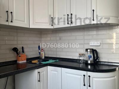 1-комнатная квартира · 32 м² · 1/5 этаж, Алашахана 7 за 2 500 ₸ в Жезказгане