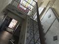 Отдельный дом · 6 комнат · 400 м² · 12 сот., мкр Баянаул 9 — Ниже Толе би за ТЦ КарСити выход на Райымбека и Толе би и на Яссауи за 1.2 млн ₸ в Алматы, Ауэзовский р-н — фото 9