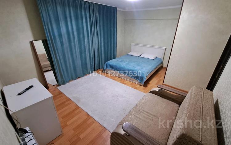 1-комнатная квартира · 50 м² · 3/5 этаж, Біржан Сал 69 — Гум / Цум / Форте Банк за 9 000 ₸ в Талдыкоргане — фото 2
