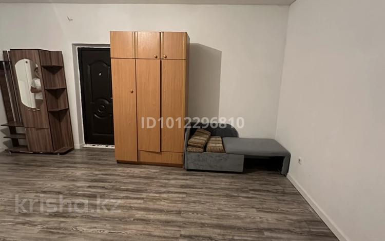 1-бөлмелі пәтер · 30 м² · 2/5 қабат, Көкжиек ш/а. 22а, бағасы: 120 000 ₸ в Алматы, Жетысуский р-н — фото 12