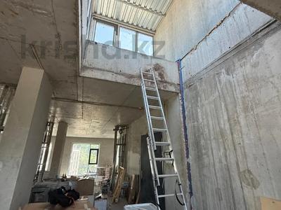 5-комнатная квартира · 344 м² · 3/3 этаж, мкр Юбилейный, Ондасынова за 560 млн 〒 в Алматы, Медеуский р-н