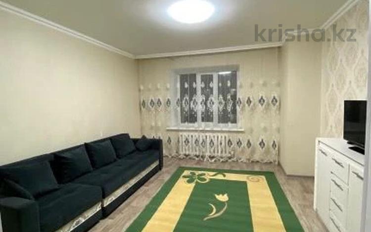 2-комнатная квартира · 80 м² · 6/12 этаж, А-98 1 за 260 000 ₸ в Астане, Алматы р-н — фото 2