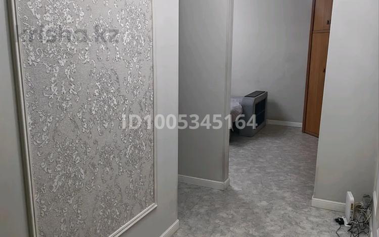 1-комнатная квартира · 33 м² · 4/5 этаж, мкр Орбита-3 за 12 000 ₸ в Алматы, Бостандыкский р-н — фото 2