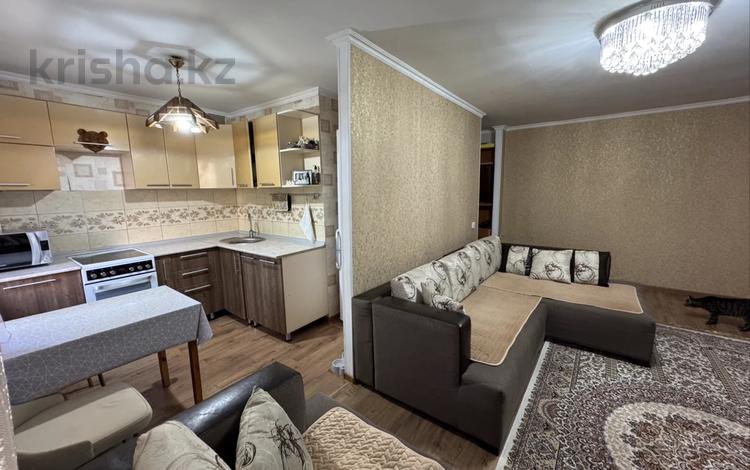 3-комнатная квартира · 60 м² · 3/5 этаж, Чехова 72 за 21 млн ₸ в Усть-Каменогорске — фото 2