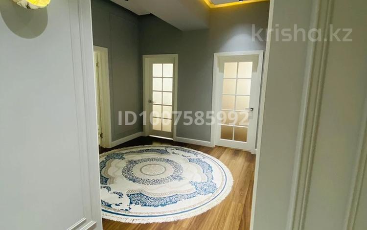 3-комнатная квартира · 118 м² · 7/9 этаж, 17-й мкр за 47 млн 〒 в Актау — фото 17