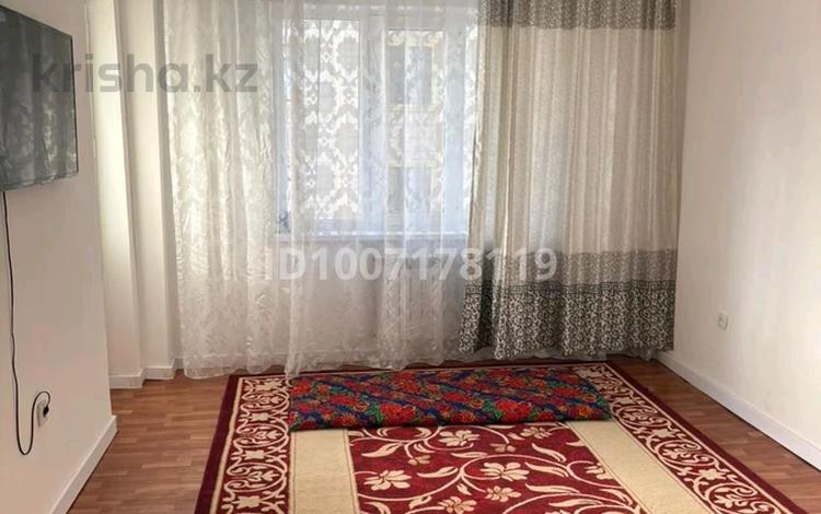 2-бөлмелі пәтер · 90 м² · 4/5 қабат, мкр Нурсая, 73 — Тулпар, бағасы: 150 000 ₸ в Атырау — фото 2
