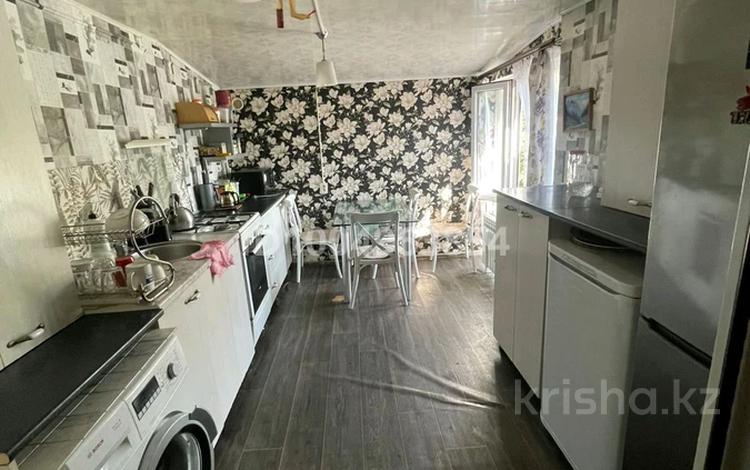 4-бөлмелі пәтер · 100 м² · 2/2 қабат, Алихана Бокейхан 4 /7 — В районе ЦОН., бағасы: 30 млн ₸ в Талгаре — фото 2