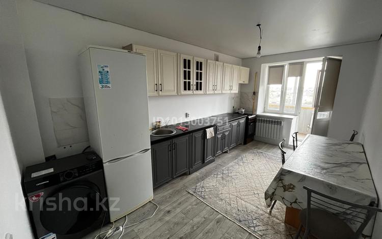 3-бөлмелі пәтер · 83 м² · 4/9 қабат, Зачаганск пгт ш/а., Кажыма Жумалиева 48, бағасы: 200 000 ₸ в Уральске, мкр. Зачаганск пгт — фото 2