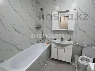 2-комнатная квартира · 60 м² · 5/9 этаж, мкр Комсомольский, Фариза Онгарсынова 10 за 320 000 〒 в Астане, Есильский р-н