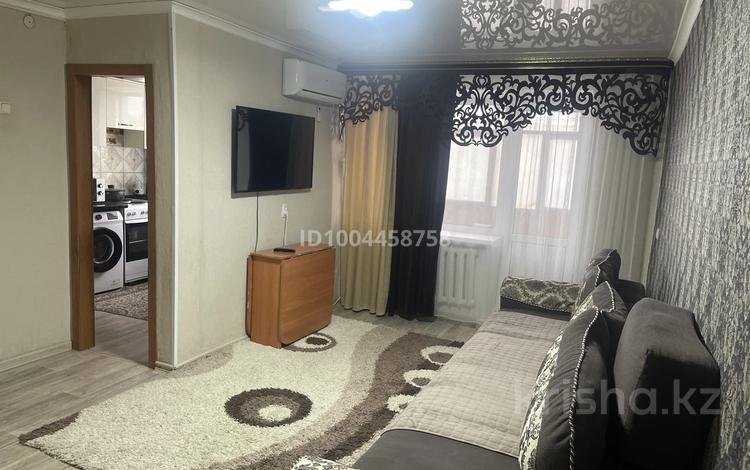 2-бөлмелі пәтер · 44 м² · 3/5 қабат, Майкудук, 14й микрорайон 8 — Дом маг “Казахстан”, бағасы: 12 млн ₸ в Караганде, Алихана Бокейханова р-н — фото 2