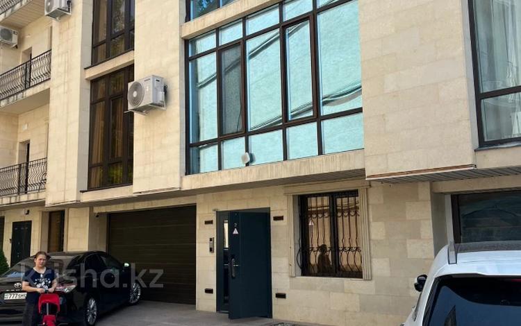 Отдельный дом · 8 комнат · 500 м² · 3 сот., Ушкемпирова 38 за 170 млн ₸ в Алматы, Бостандыкский р-н — фото 13