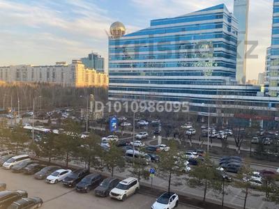 4-бөлмелі пәтер · 300 м² · 5/11 қабат, Кунаева 29, бағасы: 313 млн ₸ в Астане, Есильский р-н