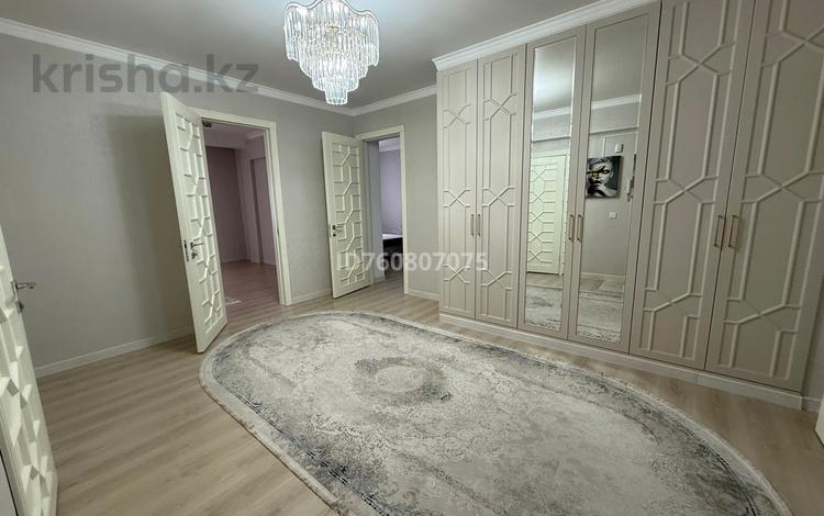 3-комнатная квартира · 105 м² · 7/7 этаж, Сарсенбаева 8 Б — Школа 12 за 450 000 ₸ в Таразе — фото 2