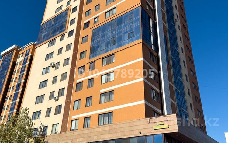 3-бөлмелі пәтер · 84 м² · 4/15 қабат, Ракымжан Кошкарбаев 37 — Қошқарбаева-Жумабаева, бағасы: 47 млн ₸ в Астане, Алматы р-н — фото 2