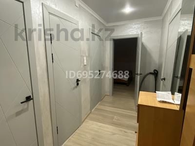 1-комнатная квартира · 50 м² · 1/5 этаж, 15-й мкр 3 — Набережной и магазином Нур за 14 000 ₸ в Актау
