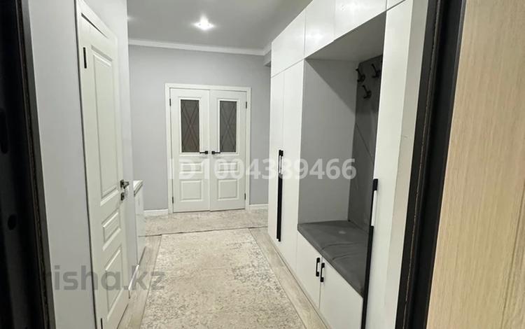 3-бөлмелі пәтер · 100 м² · 4/5 қабат, мкр. Алтын орда, бағасы: 30.5 млн ₸ в Актобе — фото 2