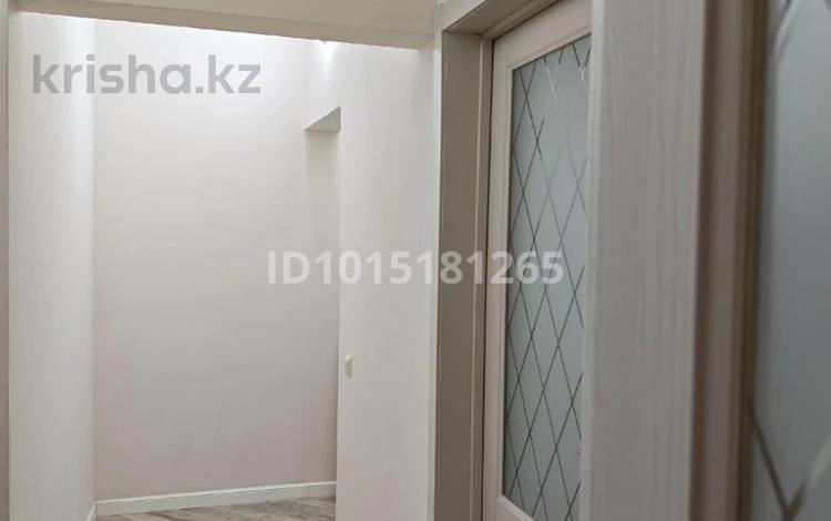 1-бөлмелі пәтер · 43 м² · 1/5 қабат, Мамыр-2 ш/а., бағасы: 38 млн ₸ в Алматы, Ауэзовский р-н — фото 2