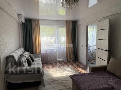 2-комнатная квартира · 53 м² · 4/5 этаж, Астана 10 за 18 000 ₸ в Усть-Каменогорске, Ульбинский