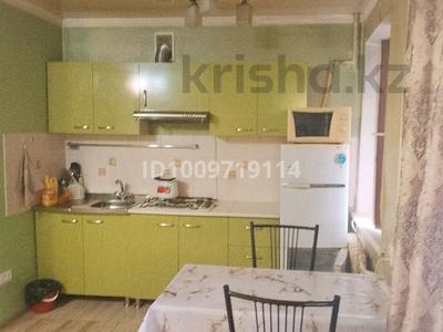 1-комнатная квартира · 30 м² · 1/4 этаж, Тимирязева 70 за 10 000 ₸ в Алматы, Бостандыкский р-н
