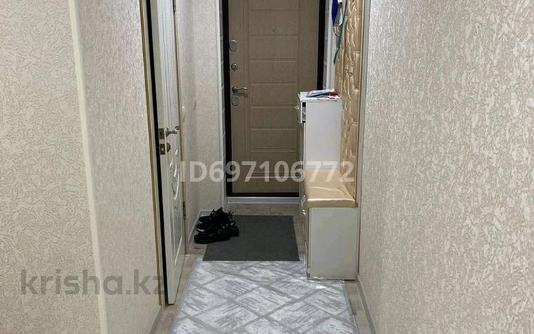 2-бөлмелі пәтер · 57 м² · 4/5 қабат, 34-й мкр 5 — Ассамблея жанында, бағасы: 19 млн ₸ в Актау — фото 2