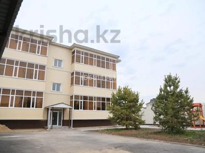 4-комнатная квартира, 150 м², 3/3 этаж, Кашаганова за 45 млн 〒 в Таразе