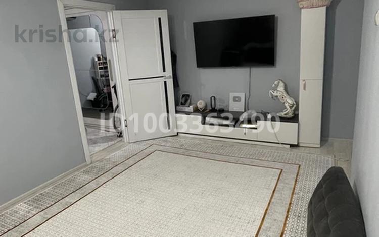 2-бөлмелі пәтер · 44 м² · 1/5 қабат, Самал 17, бағасы: 14.5 млн ₸ в Таразе — фото 2