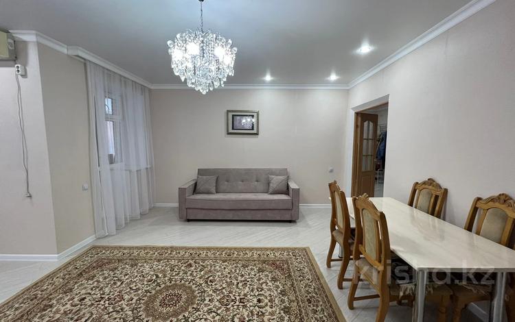 3-комнатная квартира · 85 м² · 3/6 этаж, Молдагуловой 3 за 200 000 ₸ в Уральске — фото 2