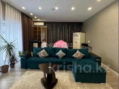 Отдельный дом · 7 комнат · 422 м² · 10 сот., мкр Атырау-2, 7 5 за 110 млн 〒 в мкр	Атырау-2