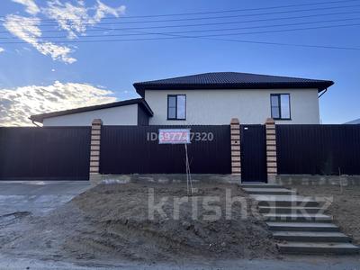 Жеке үй · 7 бөлме · 422 м² · 10 сот., мкр Атырау-2, 7 5, бағасы: 110 млн 〒 в мкр	Атырау-2