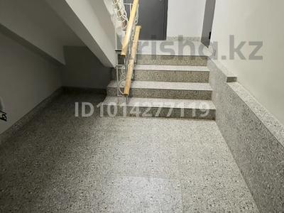 4-бөлмелі пәтер · 84 м² · 2/2 қабат, Ю. Гагарина 76, бағасы: 26 млн ₸ в Шымкенте, Туран р-н