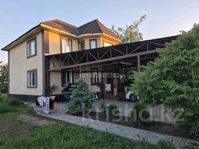 Отдельный дом · 6 комнат · 310 м² · 7 сот., Мусабаева 62 — В центре за 90 млн ₸ в Умбетали
