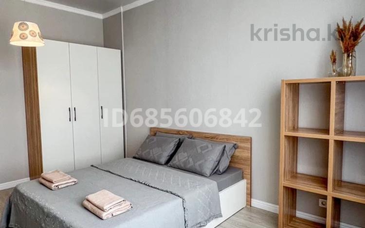 1-комнатная квартира · 54 м², Назарбаева 14/1 за 20 000 ₸ в Шымкенте — фото 2