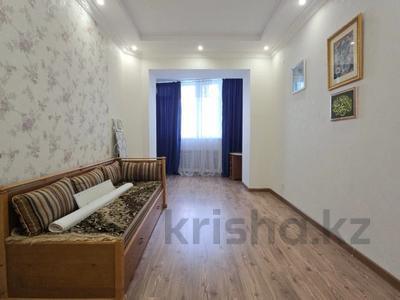 Продажа квартир в Актюбинской обл.: 3-комнатная квартира · 104.9 м² · 4/8 этаж, мкр 8, Санкибай Батыра пр-т за 39 млн 〒 3-комнатная квартира · 104.9 м² · 4/8 этаж, мкр 8, Санкибай Батыра пр-т за 39 млн 〒 в Актобе