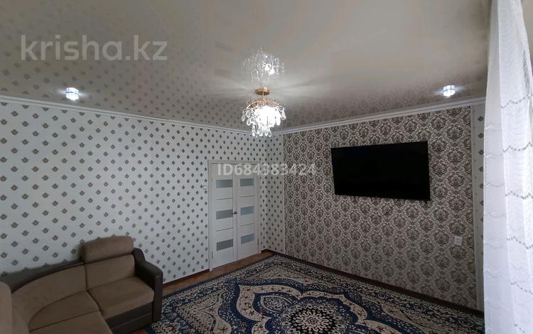 2-комнатная квартира, 58 м², 5/5 этаж, Асылбекова 84