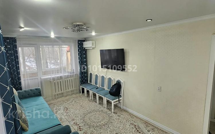 2-бөлмелі пәтер · 44.2 м² · 2/5 қабат, 13-шағынаудан 42, бағасы: 10.8 млн ₸ в Караганде, Алихана Бокейханова р-н — фото 2