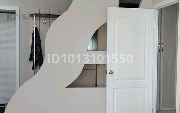 2-комнатная квартира · 56 м² · 4/9 этаж, Машхур Жусуп 4 — Машхур Жусуп - Торайгырова за 17 000 ₸ в Павлодаре — фото 2