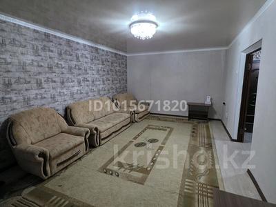 3-комнатная квартира · 80 м² · 10/12 этаж, Назарбаева 124 за 200 000 ₸ в Талдыкоргане, мкр Жетысу