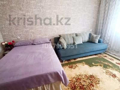 2-комнатная квартира · 45 м² · 2/5 этаж, улица Ескалиева 146 за 12 000 ₸ в Уральске