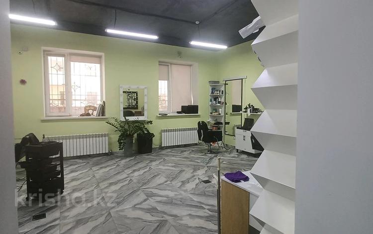 Еркін, кеңселер, қоғамдық тамақтану орны, сұлулық салондары, медорталықтар мен дәріханалар, білім орталықтары, ойын-сауық, кабинеттер және жұмыс орындары, студиялар · 80 м², бағасы: 600 000 ₸ в Астане — фото 2