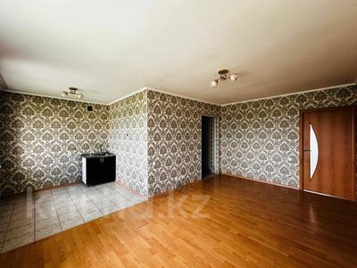 2-комнатная квартира · 44 м² · 5/5 этаж, проспект абая за 6.3 млн 〒 в Шахтинске