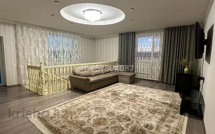 Отдельный дом • 6 комнат • 290 м² • 10 сот., Конаева 16 за 55 млн 〒 в Кызылжаре — фото 2